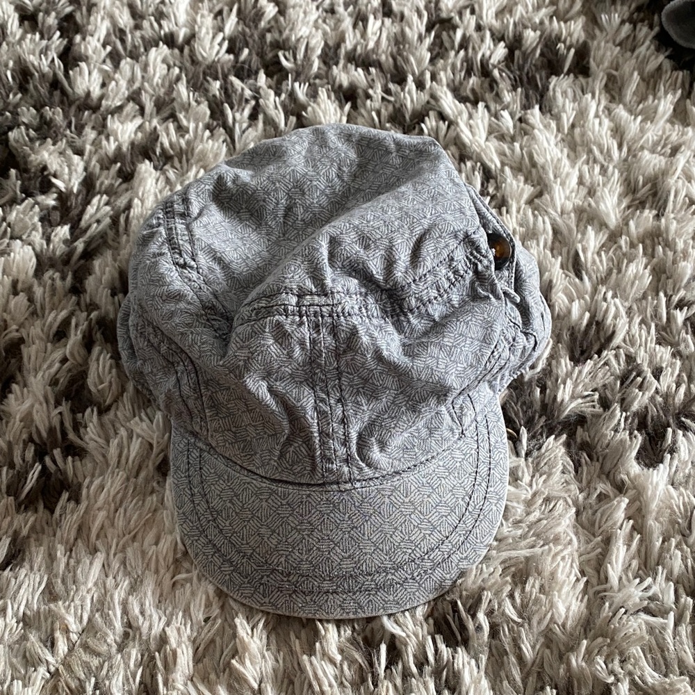 Old Navy Kids Gray Patterned Hat